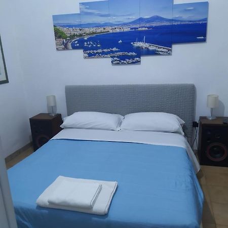 Monolocale Bed and Breakfast Napels Buitenkant foto