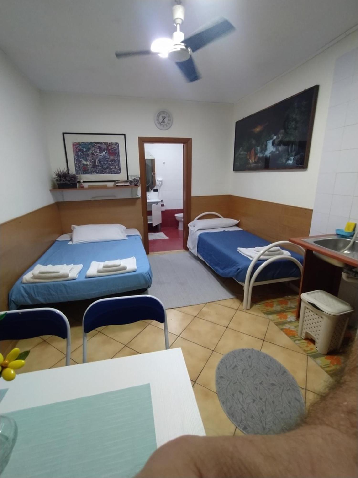 Monolocale Bed and Breakfast Napels Buitenkant foto